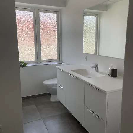 3 Vaerelses I Apartmán Give